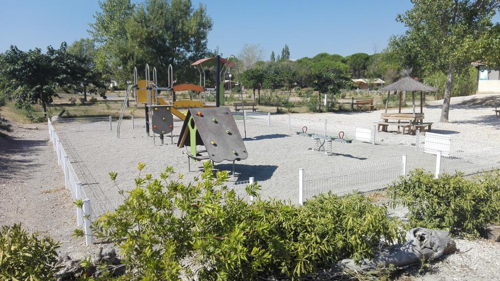Shaka Aum Otel Sigean Dış mekan fotoğraf